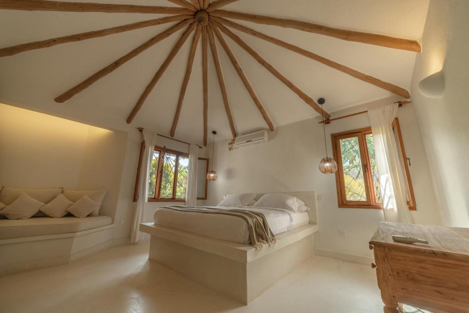 Bamboo House B&B Malindi Exteriör bild