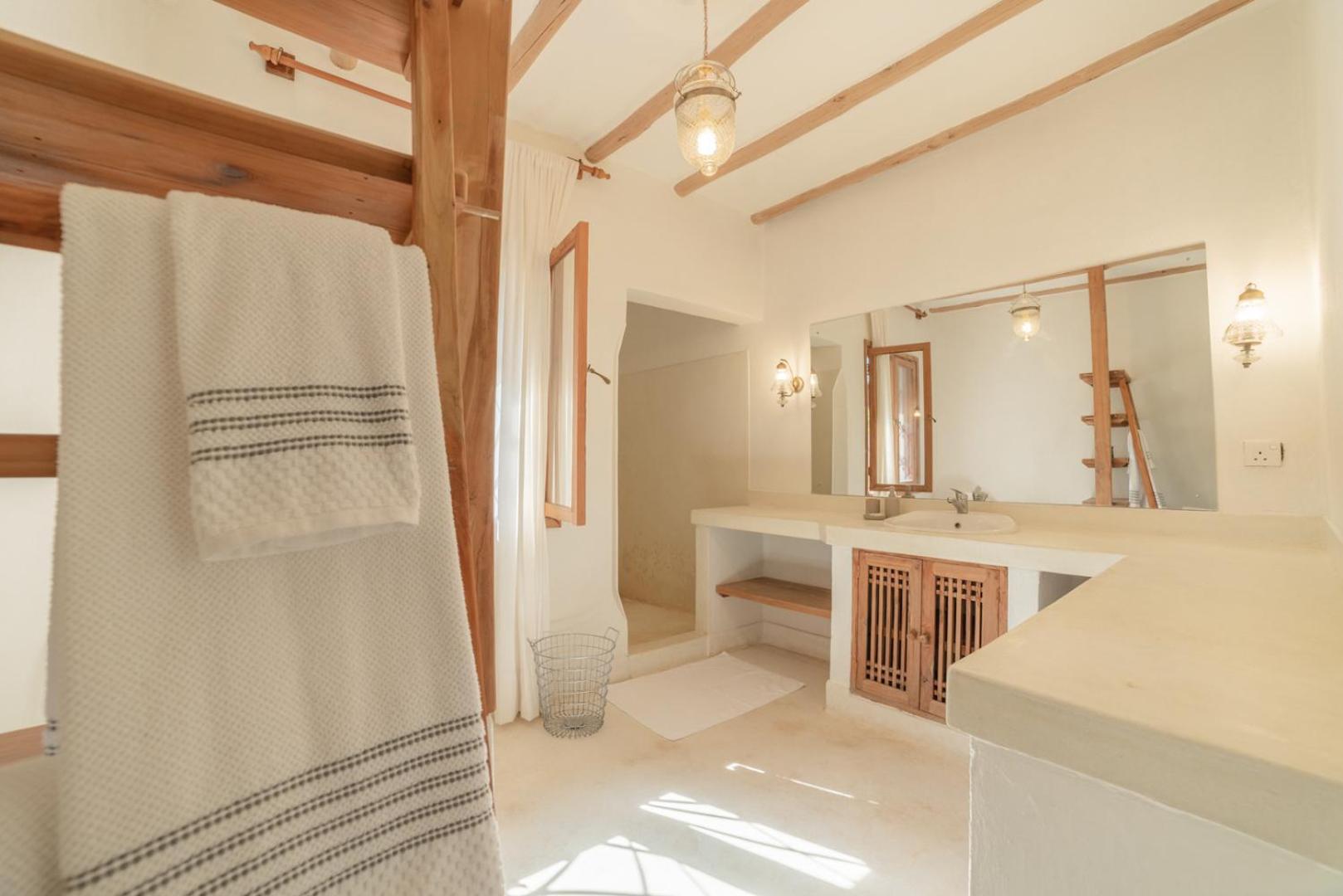 Bamboo House B&B Malindi Exteriör bild